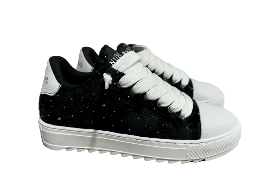 Numeris Atelier Black White